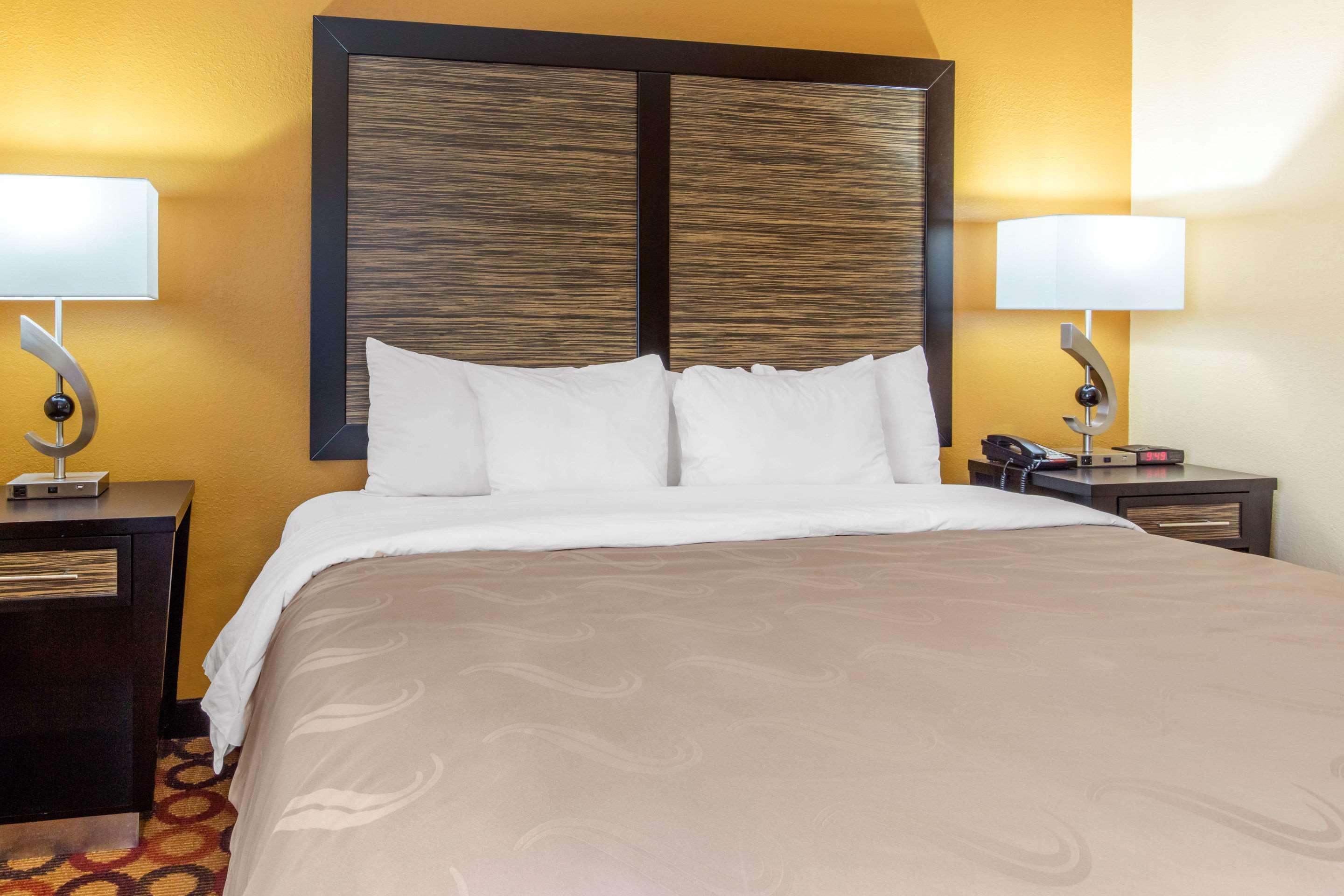 Quality Inn & Suites Montgomery East Carmichael Rd Eksteriør bilde
