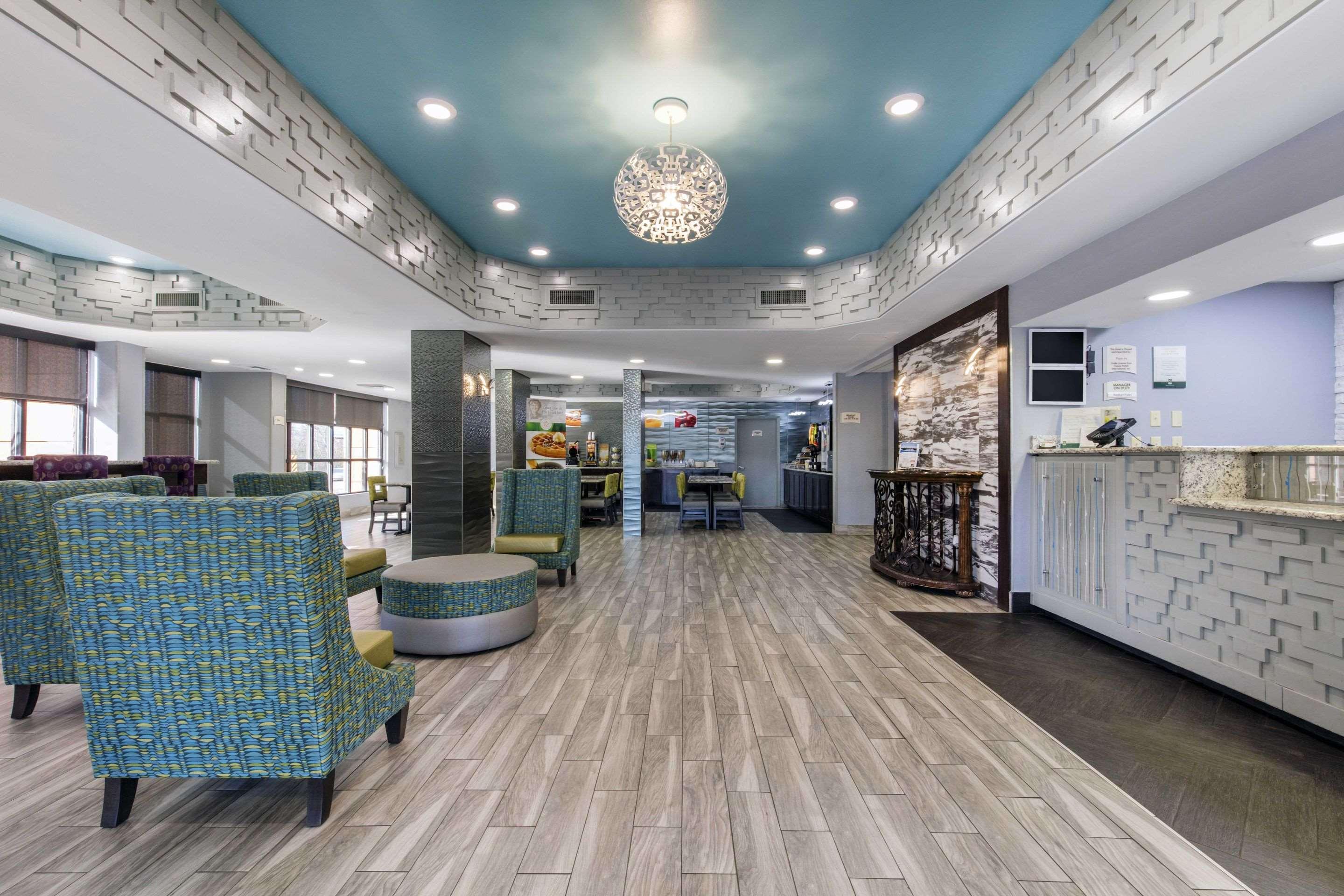 Quality Inn & Suites Montgomery East Carmichael Rd Eksteriør bilde