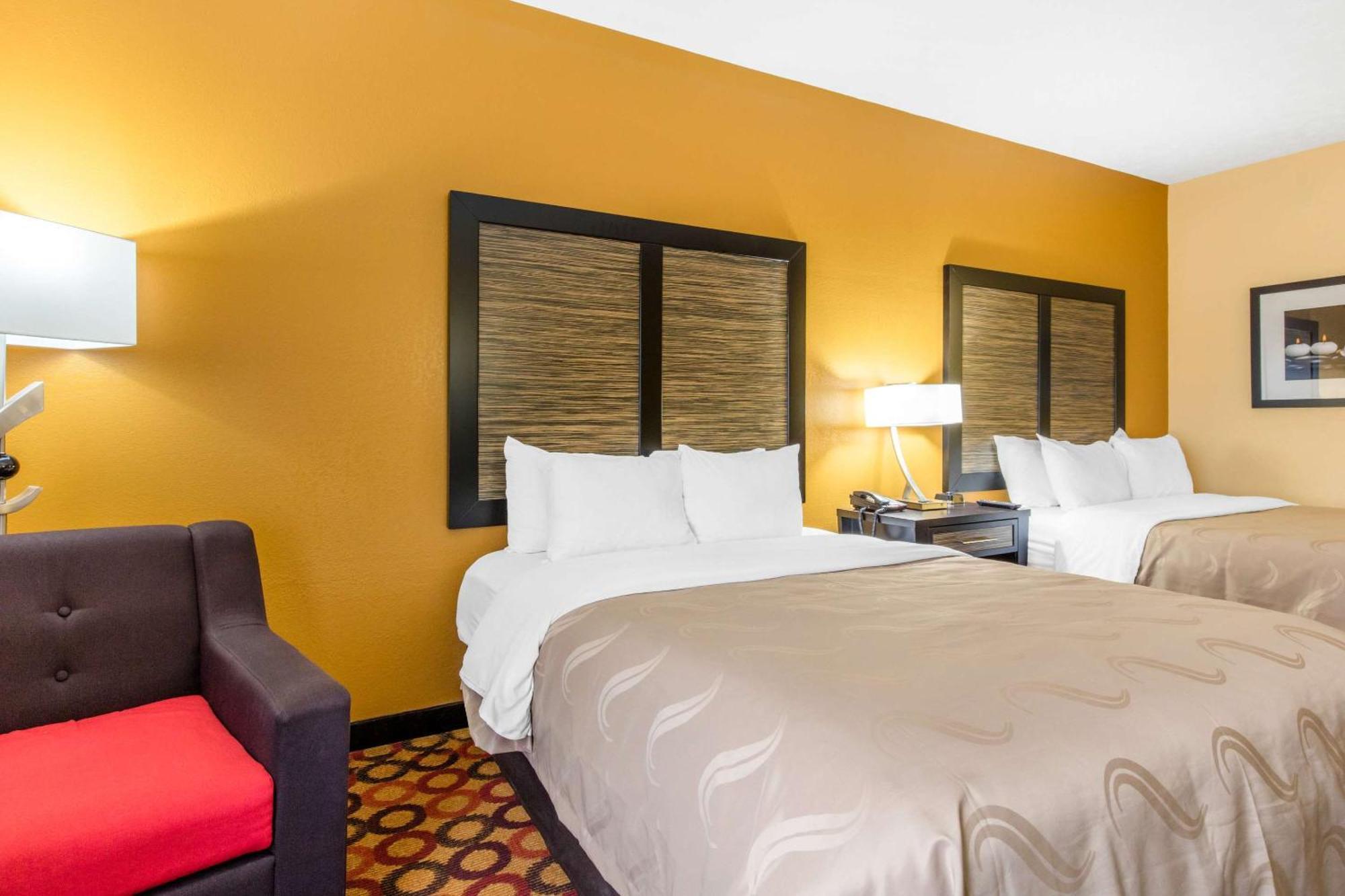 Quality Inn & Suites Montgomery East Carmichael Rd Eksteriør bilde